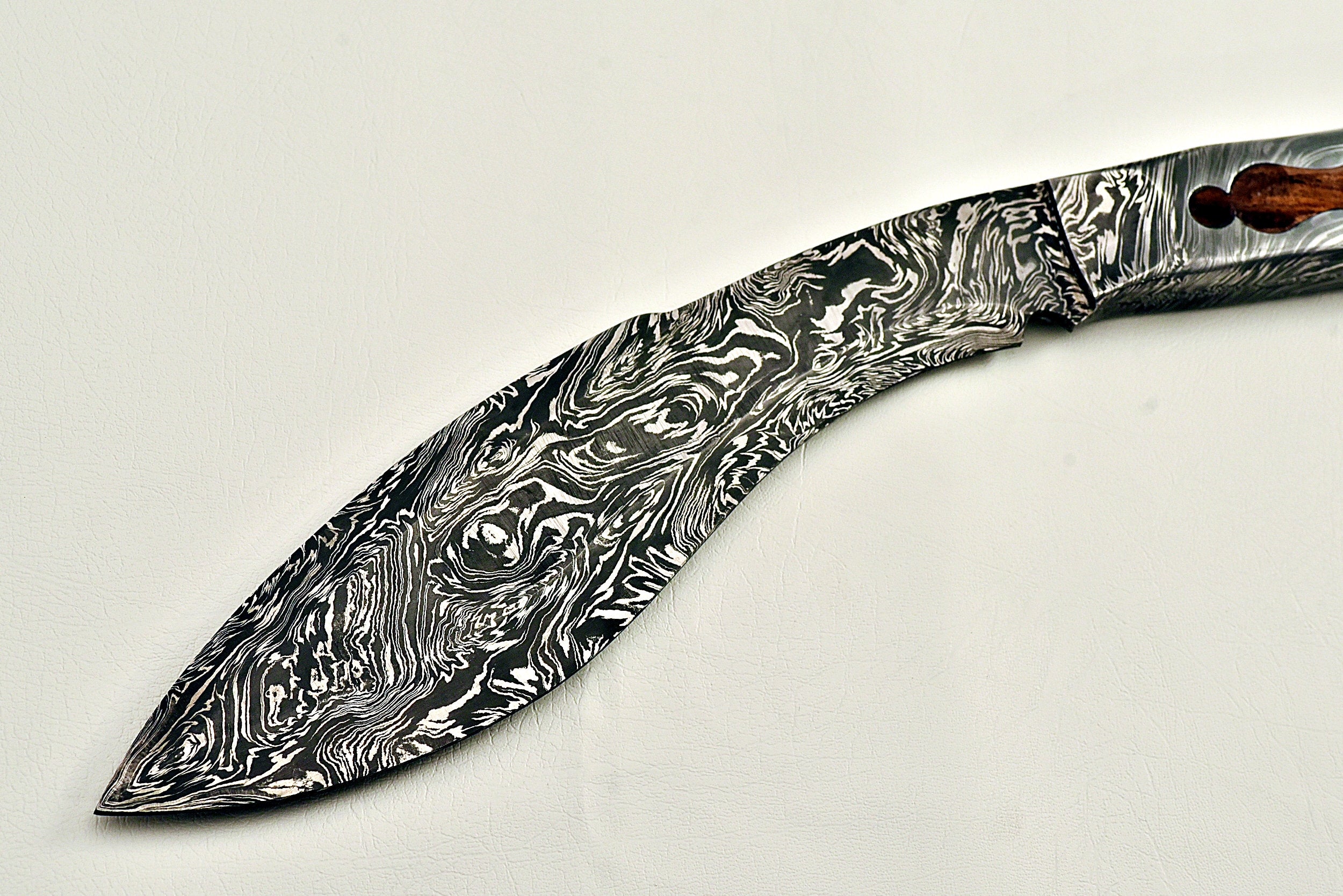 Handmade Damascus steel Kukri knife with Rose wood