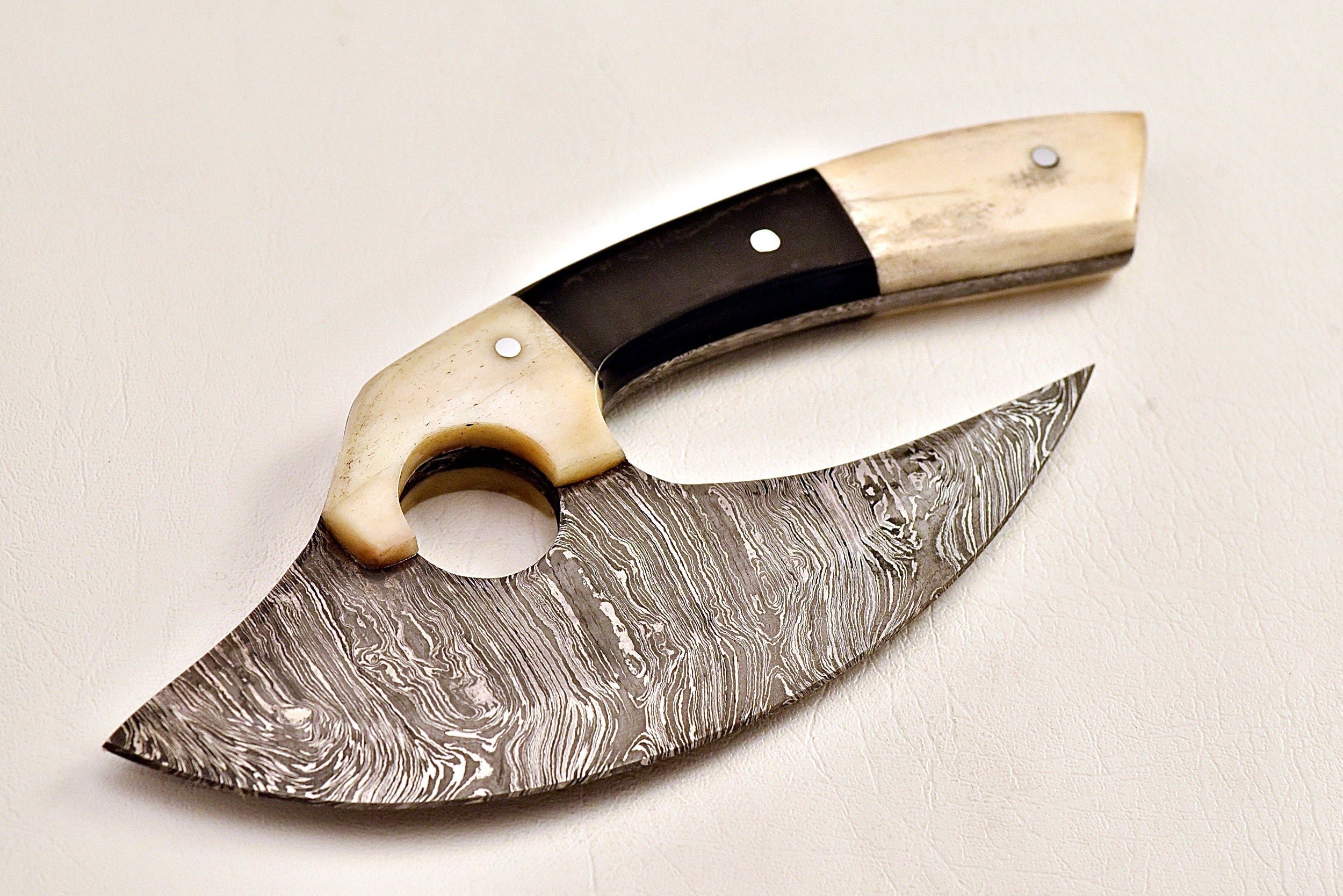 Handmade Damascus steel Ulu knife with bone and buffalo horn