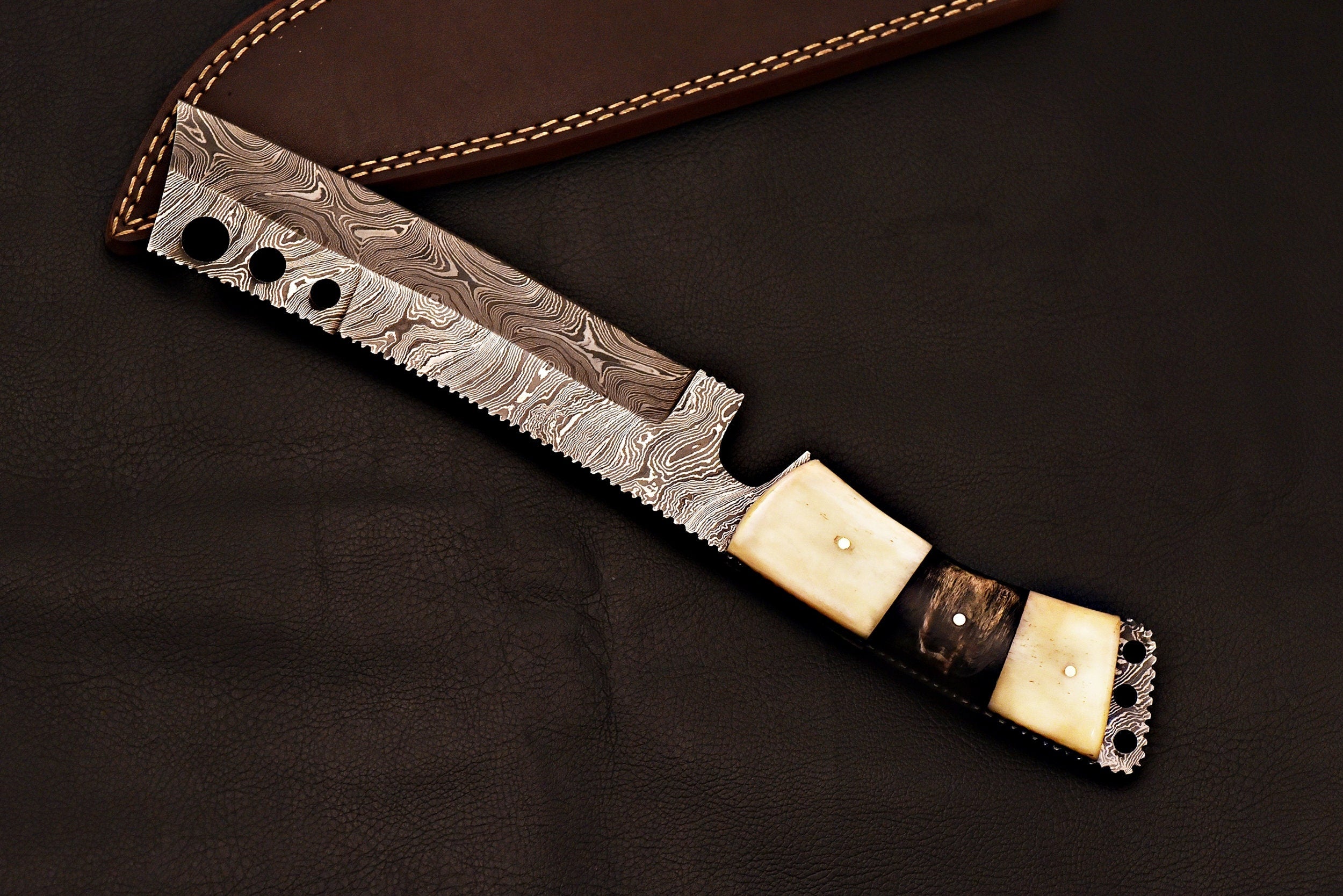 Handmade Damascus Knife with Leather Sheath