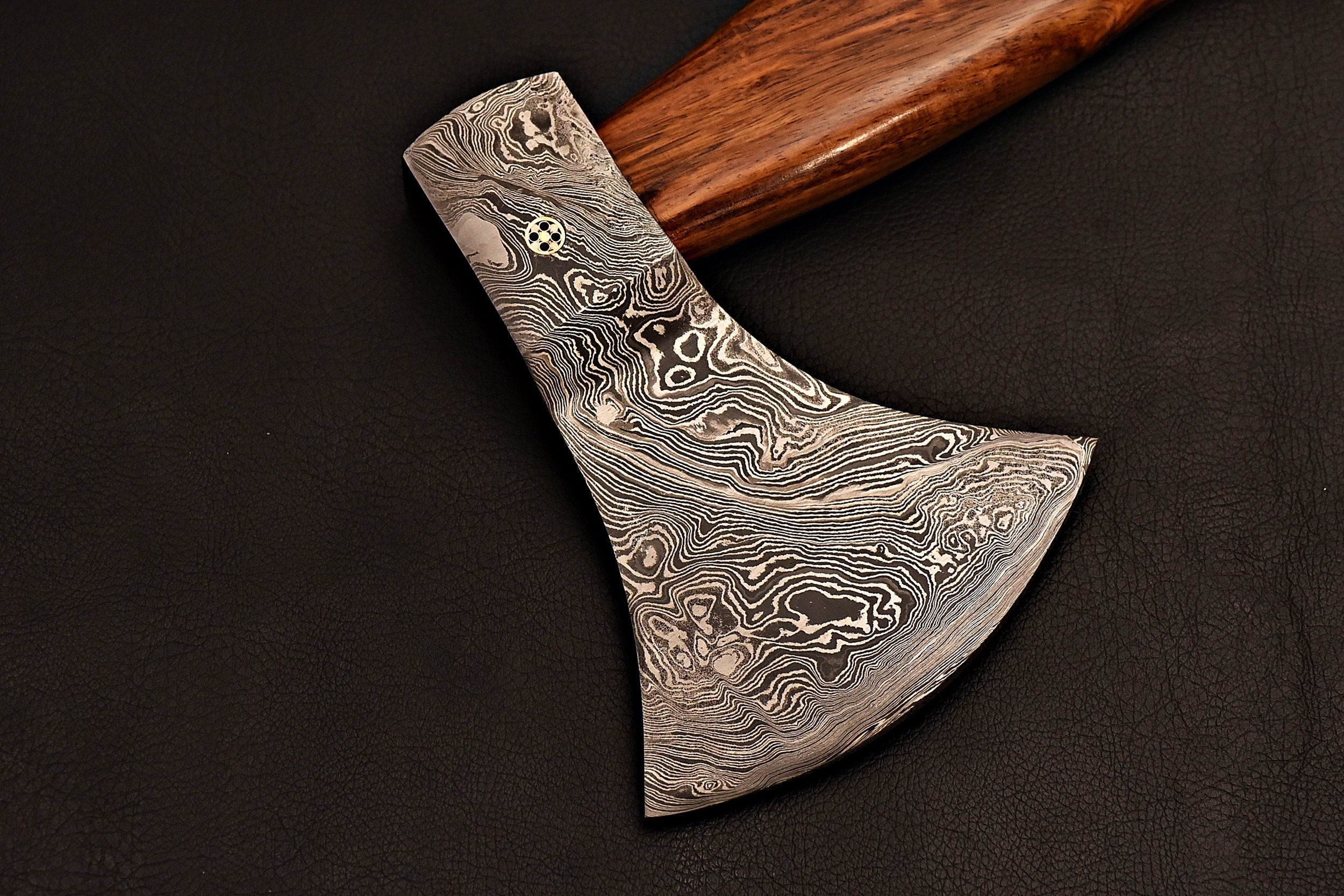 Handmade Damascus Steel Tomahawk / Hatchet Axe With Rose Wood