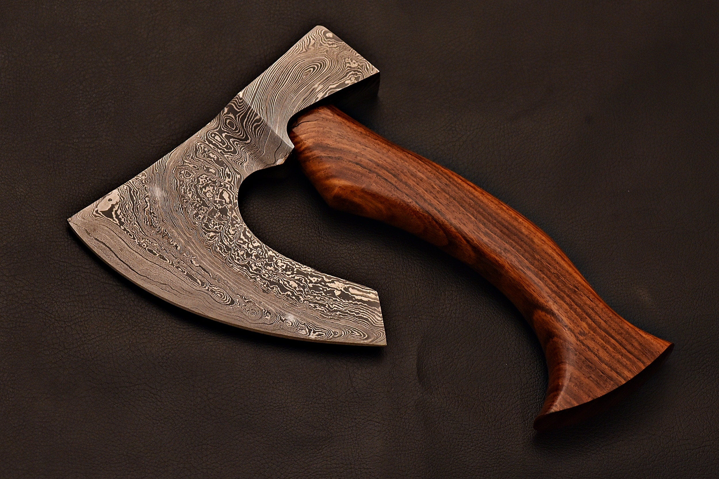 Handmade Damascus Steel Tomahawk / Hatchet / Viking Axe / Rose Wood