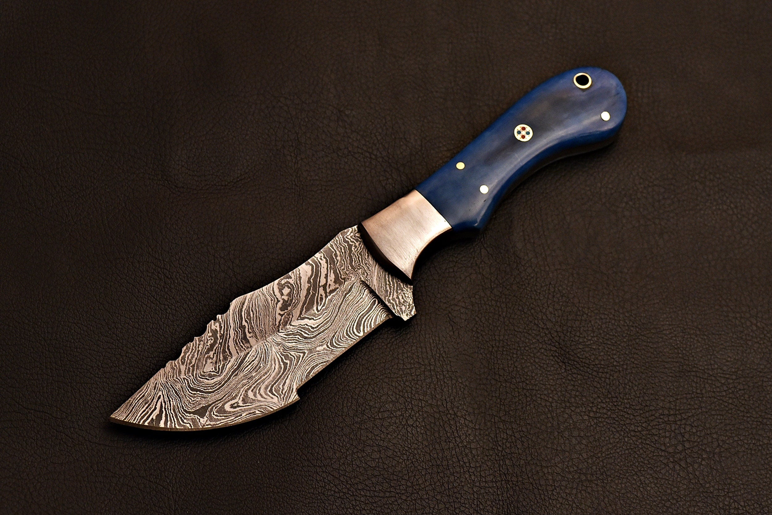 Handmade Damascus Steel Tracker Knife with Leather Sheath