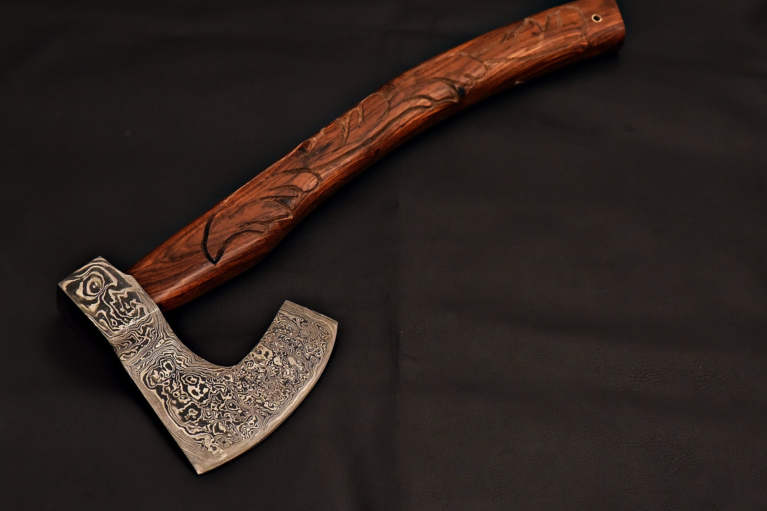 Handmade Damascus Steel Axe Engrave Handle / Tomahawk / Hatchet / Axe With Rose Wood