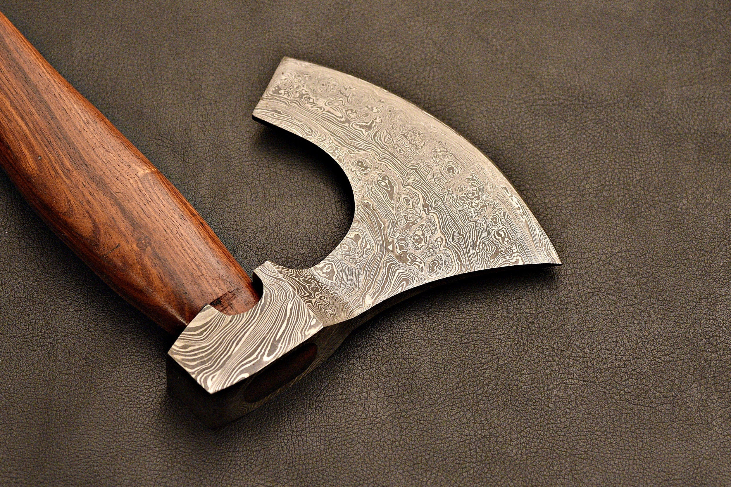 Handmade Damascus Steel Tomahawk / Hatchet / Viking / Axe with Rose Wood