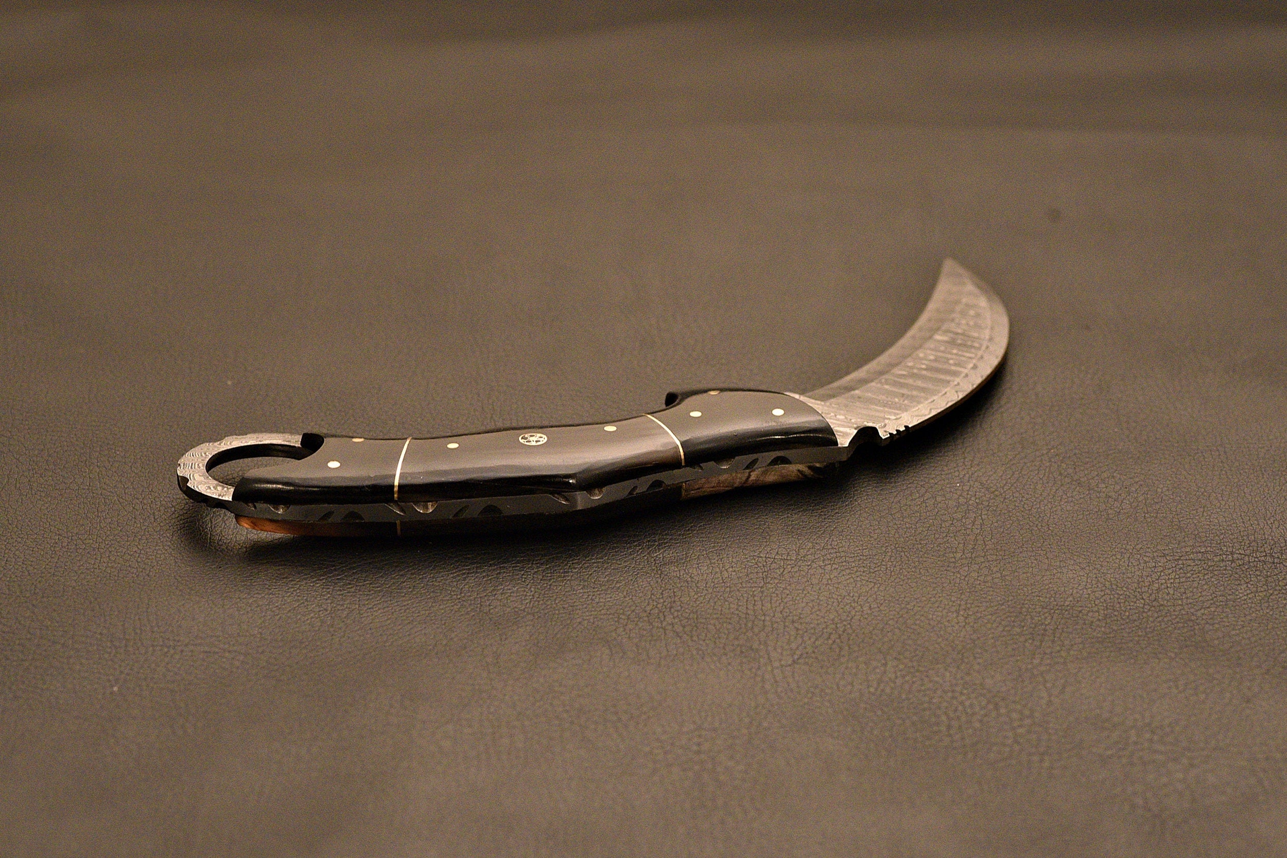 Handmade Damascus Karambit Knife With Leather Sheath