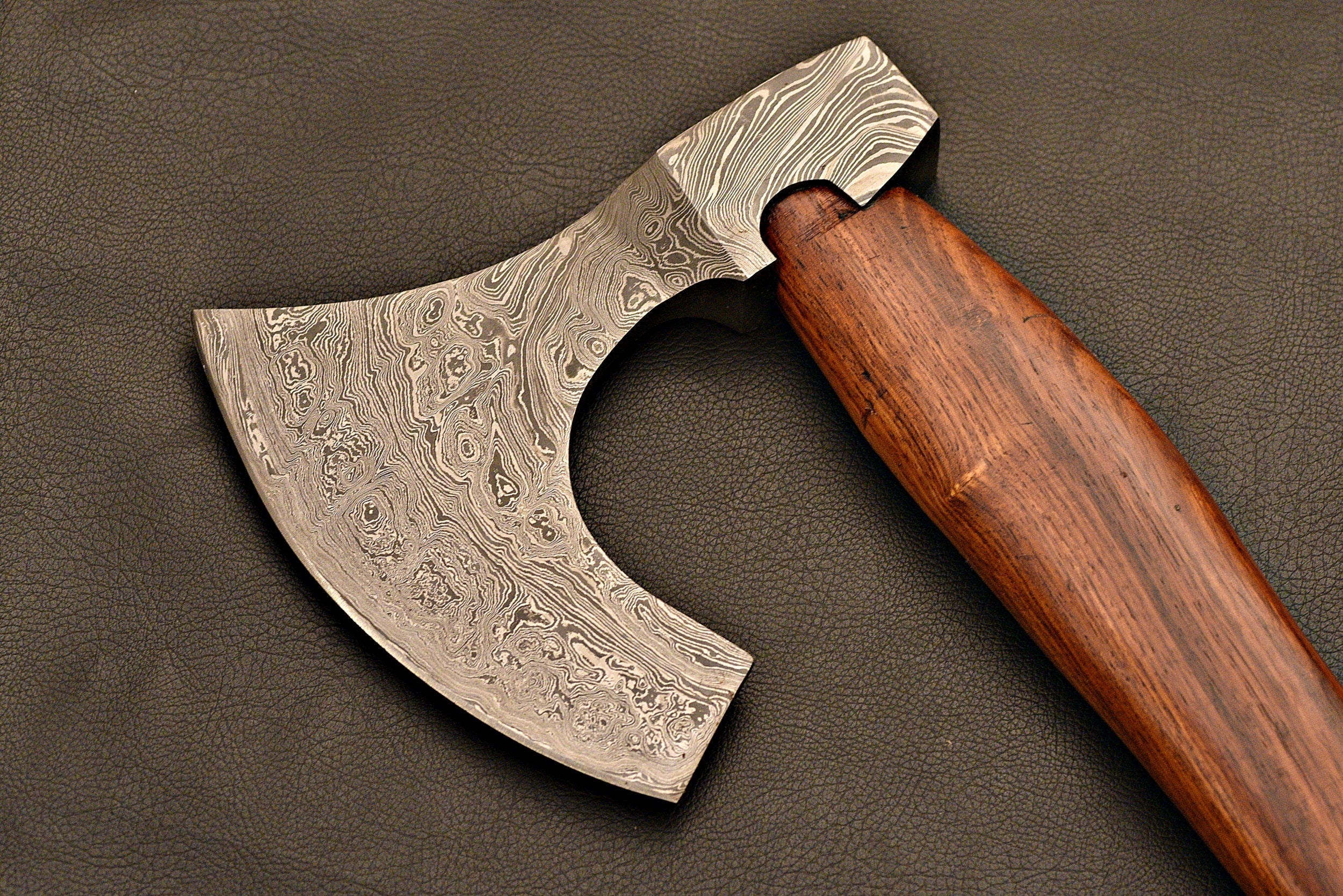 Handmade Damascus Steel Tomahawk / Hatchet / Viking / Axe with Rose Wood