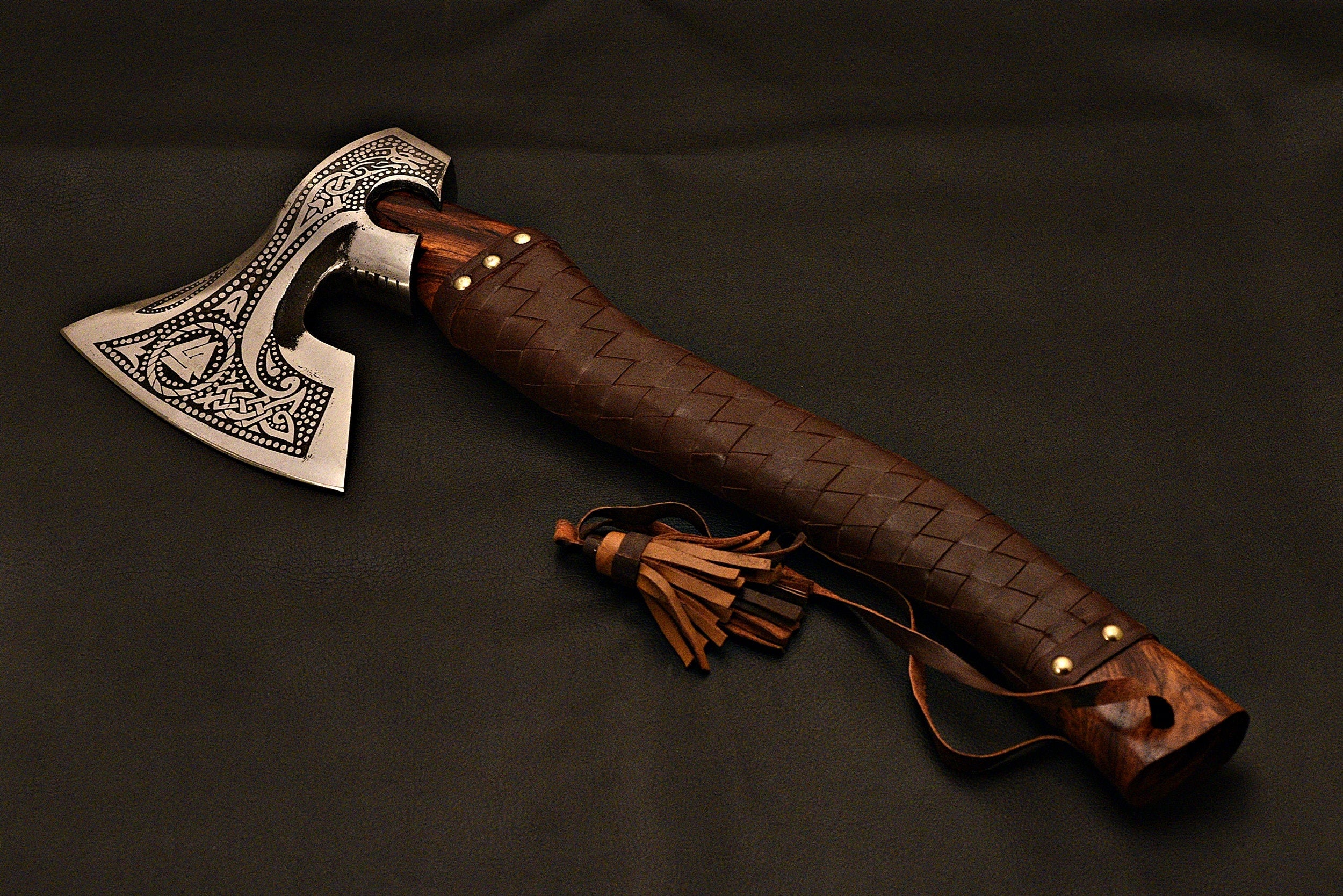 Handmade & Hand Forged 1095 Steel Tomahawk/ Axe / Hatchet /Etched Axe with Rose Wood