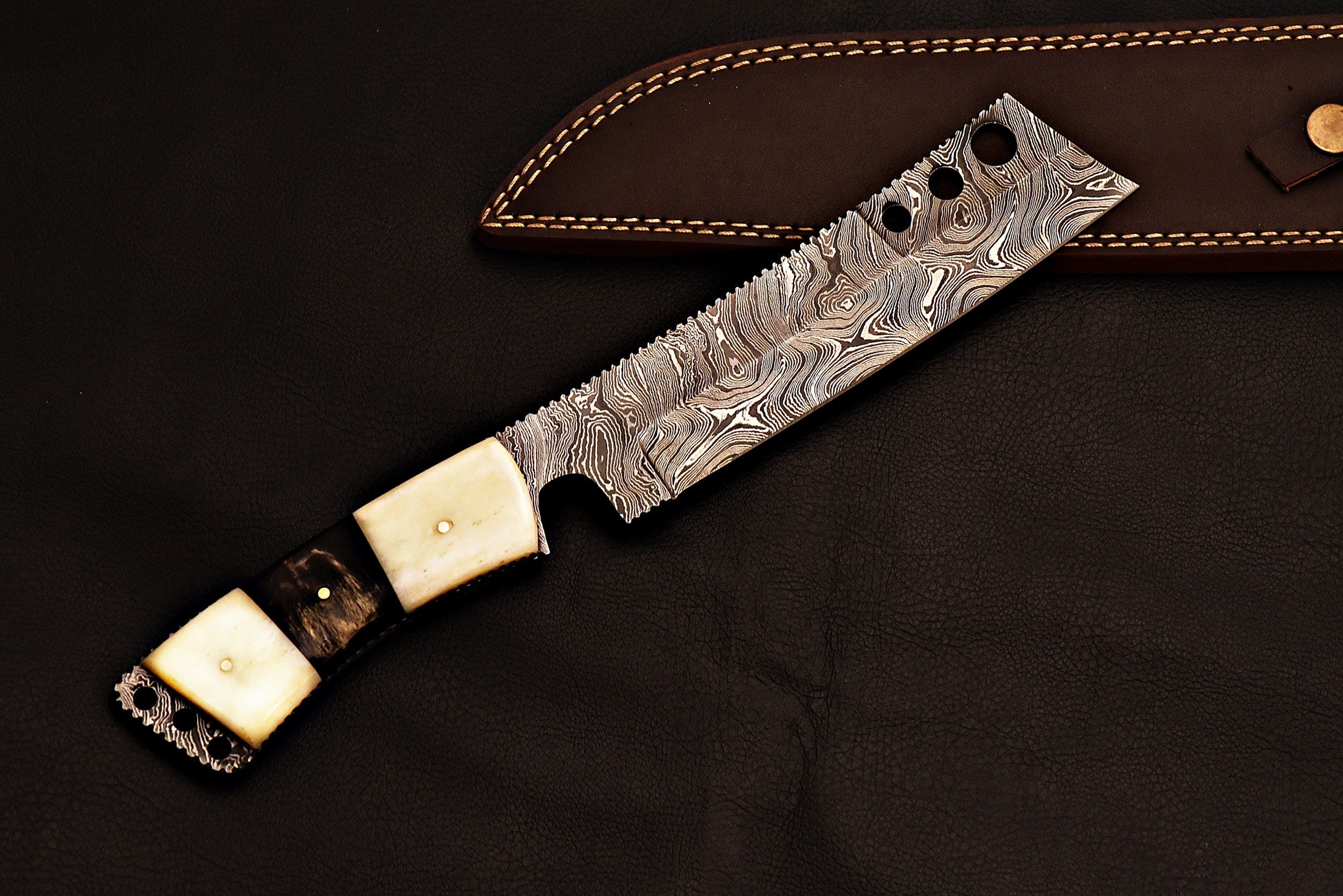 Handmade Damascus Knife with Leather Sheath