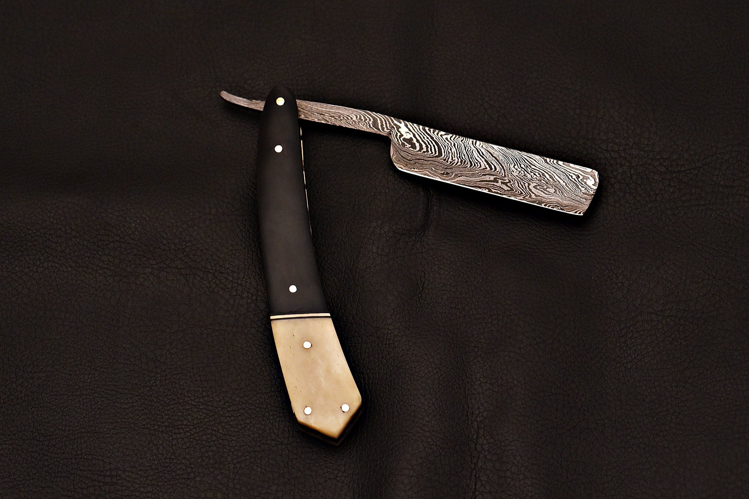 Handmade Damascus Steel Straight Razor